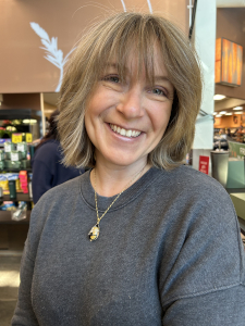 Becky Fescina Headshot